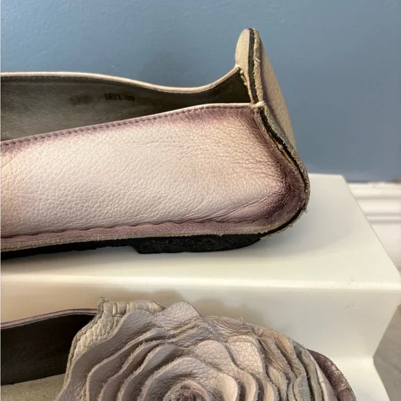 Spring Step Women's Floral Loafers - Lavender - Picture 7 of 10